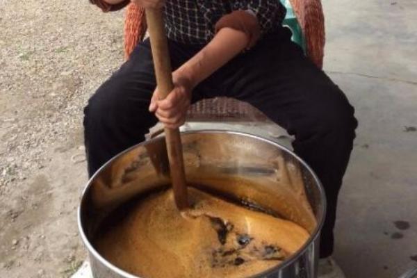 豆渣发酵饲料制作方法